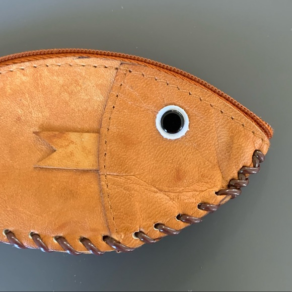 BOGO Vintage Handmade Leather Fish Coin Bag - Picture 3 of 4